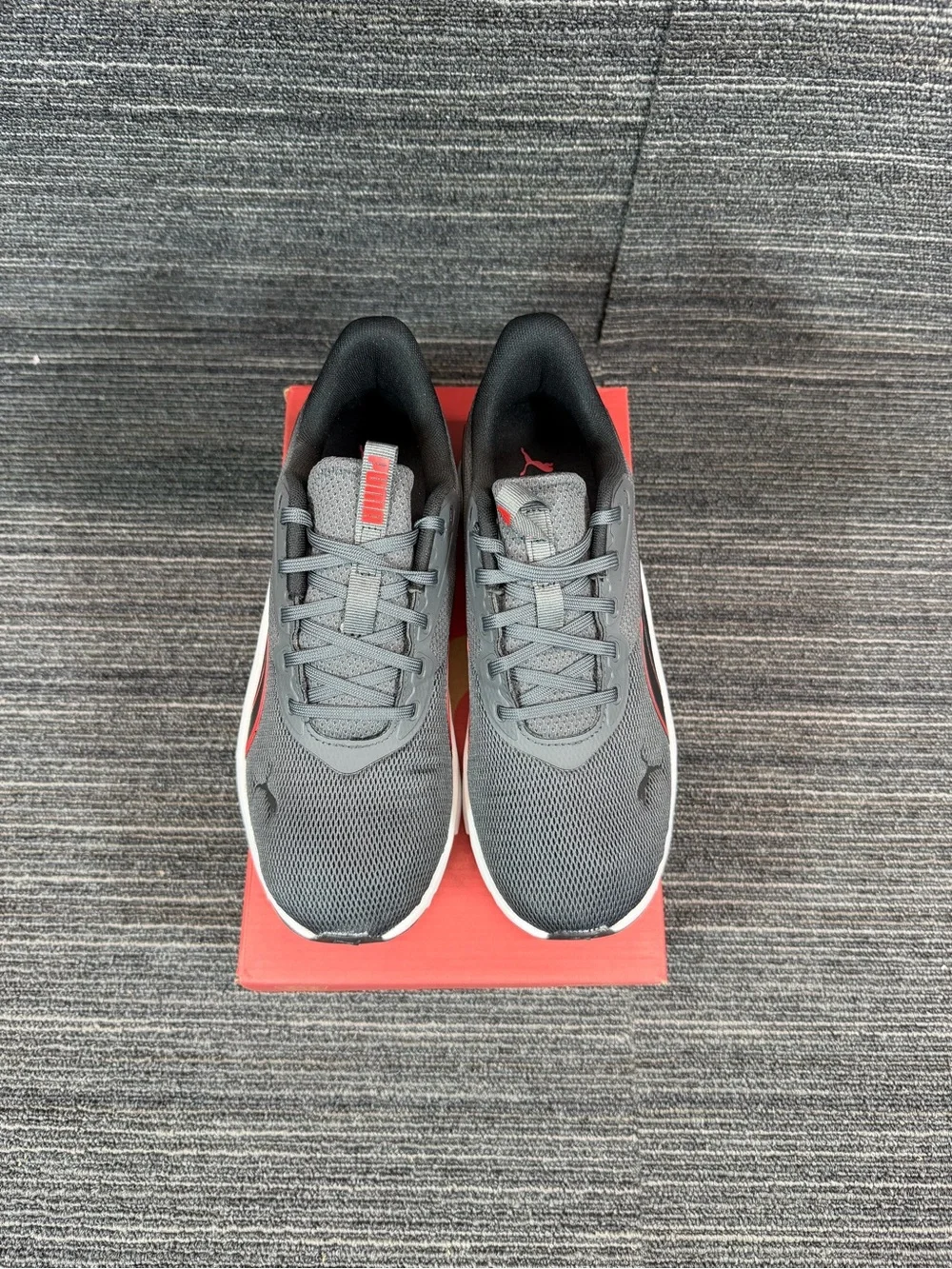 Puma FlexFocus Lite Modern Men's Size 8 Dusky Gray/Red/Puma Black Running Shoes